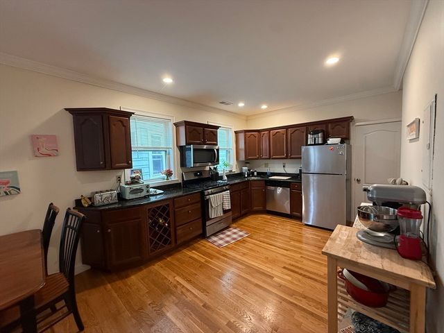 106 Chester St 2, Boston, MA 02134
