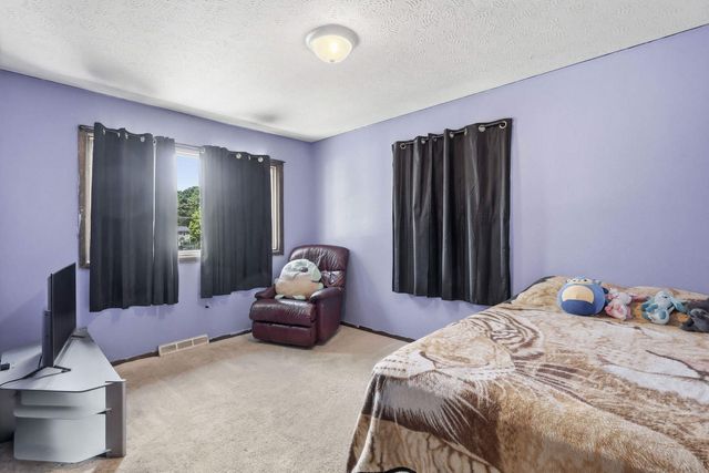3007 46th Street, Rock Island, IL 61201