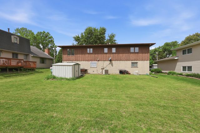 3007 46th Street, Rock Island, IL 61201