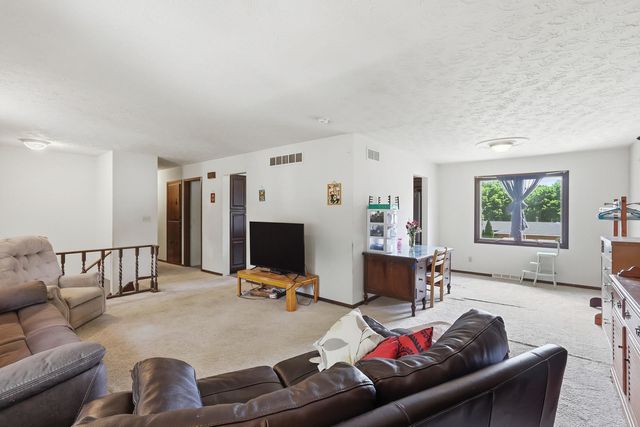 3007 46th Street, Rock Island, IL 61201