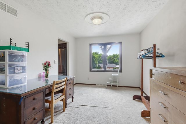 3007 46th Street, Rock Island, IL 61201