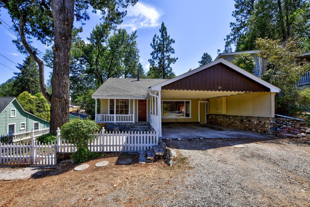 150 W Oak St, Colfax, CA 95713