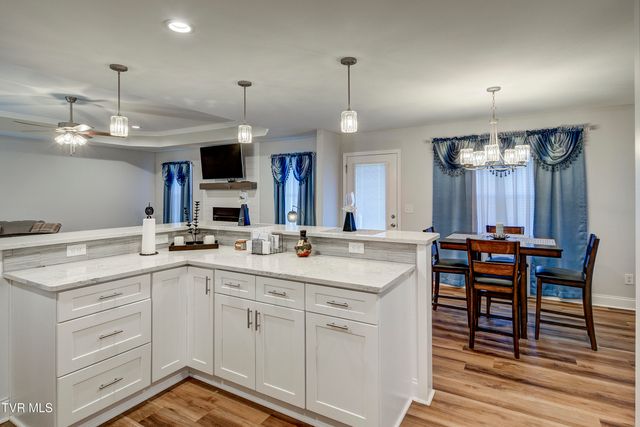 1350 Lemongrass Drive, Jonesborough, TN 37659