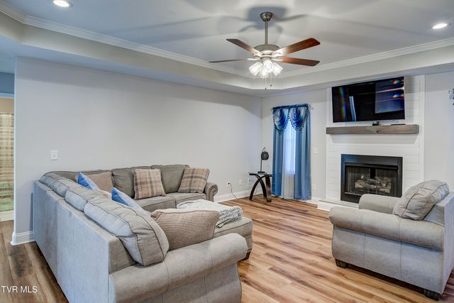 1350 Lemongrass Drive, Jonesborough, TN 37659