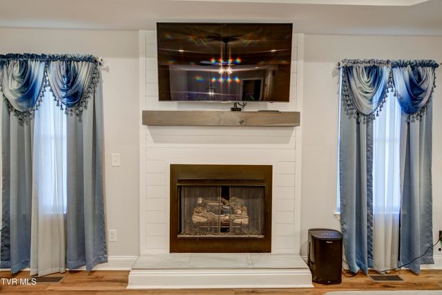 1350 Lemongrass Drive, Jonesborough, TN 37659
