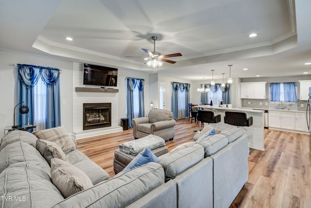 1350 Lemongrass Drive, Jonesborough, TN 37659