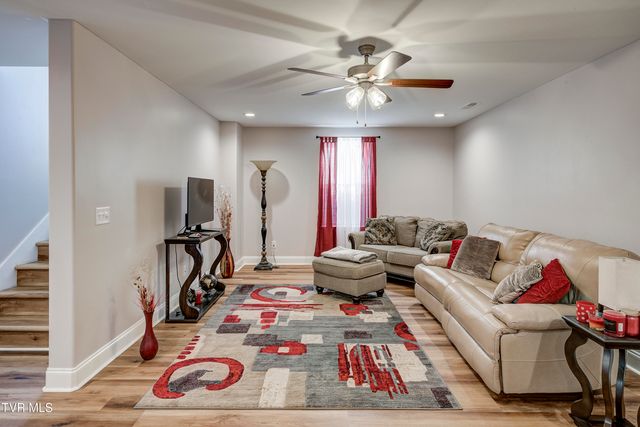 1350 Lemongrass Drive, Jonesborough, TN 37659