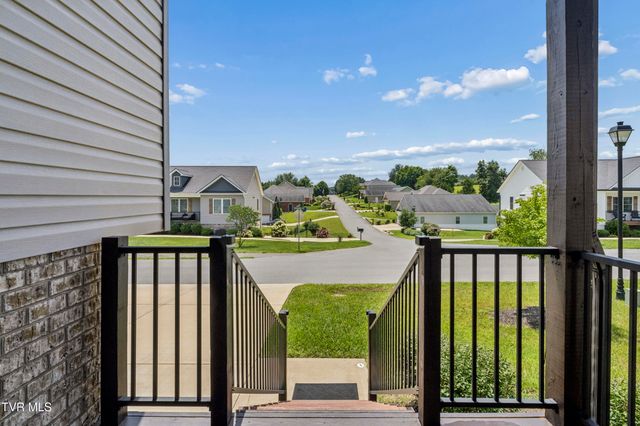 1350 Lemongrass Drive, Jonesborough, TN 37659