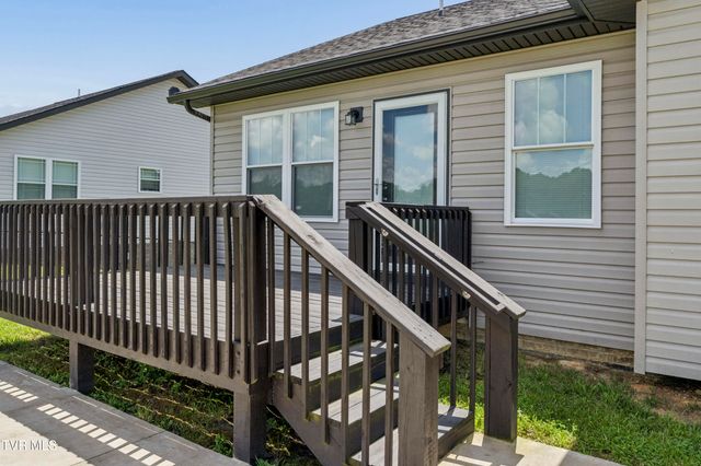 1350 Lemongrass Drive, Jonesborough, TN 37659