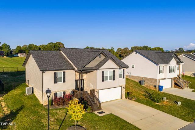 1350 Lemongrass Drive, Jonesborough, TN 37659