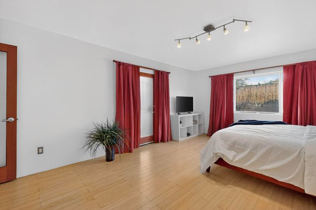 1640 Stanford Drive NE, Albuquerque, NM 87106