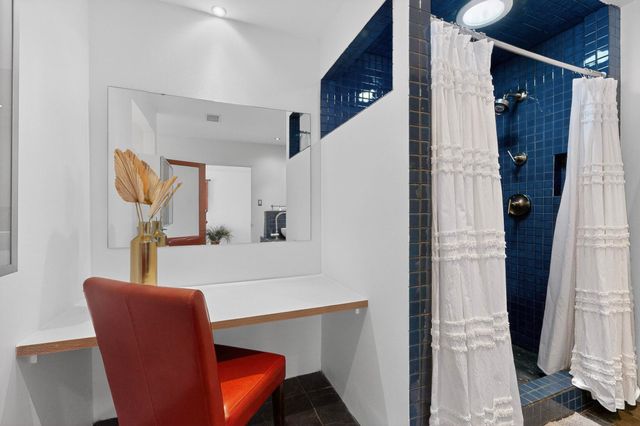 1640 Stanford Drive NE, Albuquerque, NM 87106