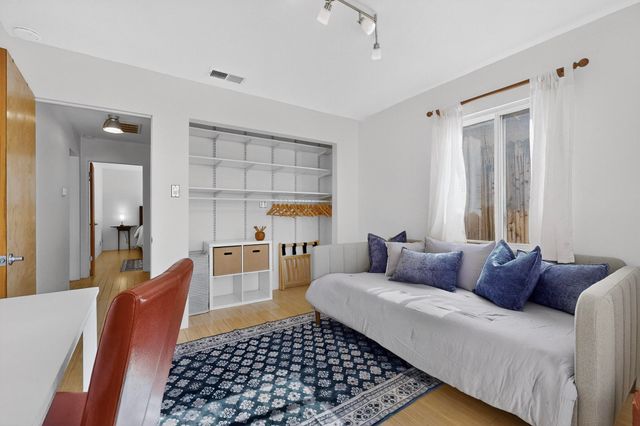 1640 Stanford Drive NE, Albuquerque, NM 87106