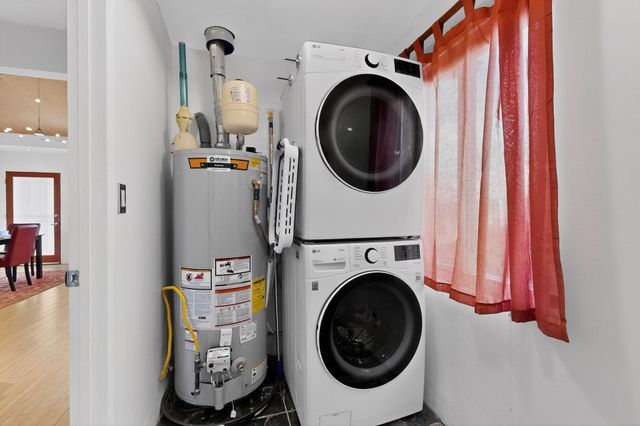 1640 Stanford Drive NE, Albuquerque, NM 87106