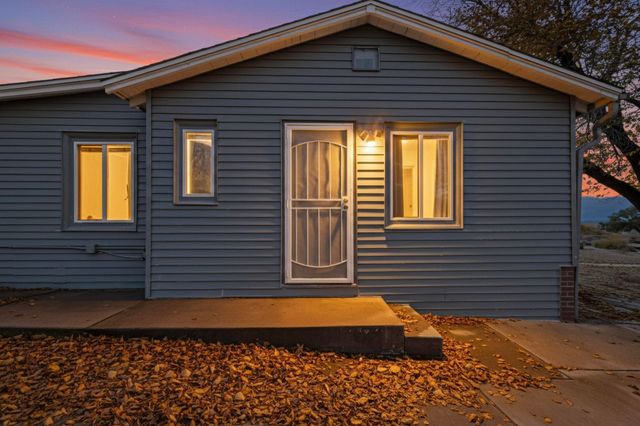 1640 Stanford Drive NE, Albuquerque, NM 87106