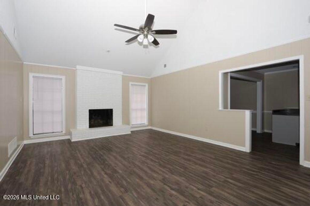 7347 Greenbrook Parkway, Southaven, MS 38671 — photo 2