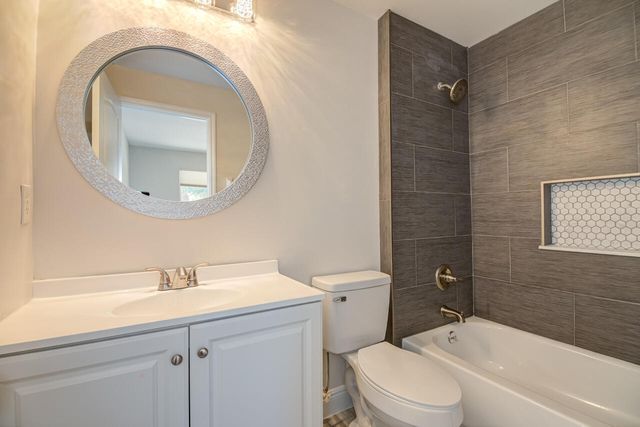 446 Rainbow Springs Terrace, Royal Palm Beach, FL 33411
