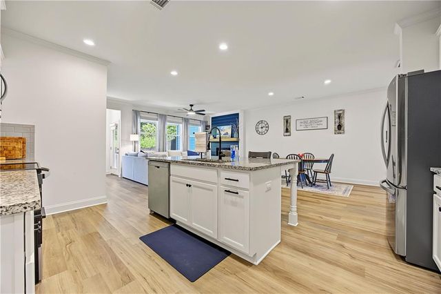 5398 Gray Birch Bend, Flowery Branch, GA 30542