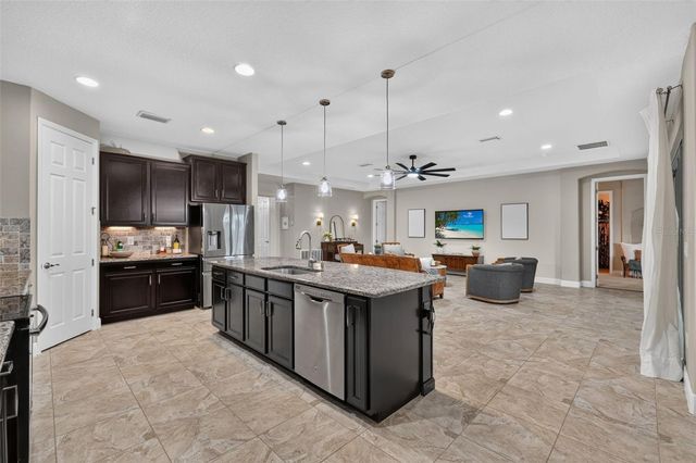 17111 2ND AVENUE E, Bradenton, FL 34212