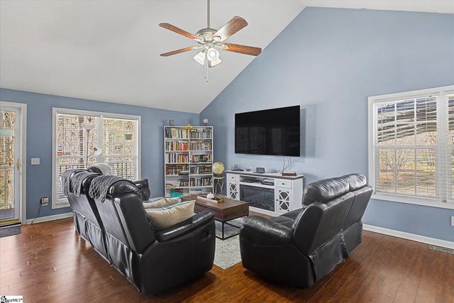 614 Saluda Drive, Piedmont, SC 29673