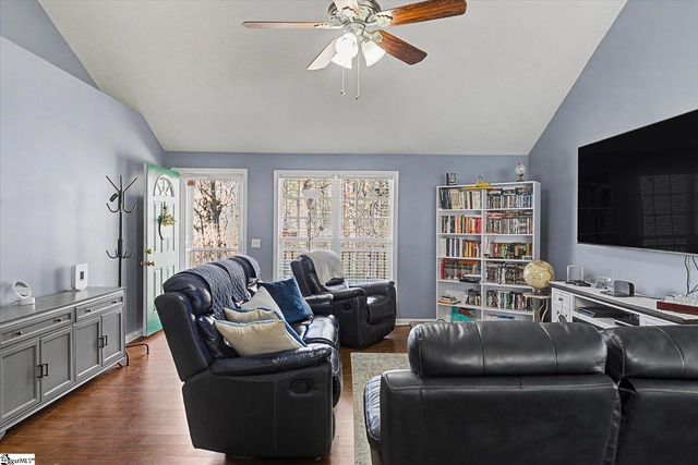 614 Saluda Drive, Piedmont, SC 29673