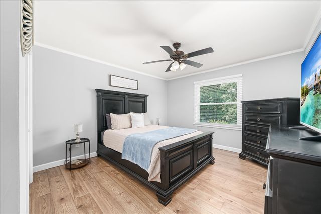 2727 Old Salem Dr, Cookeville, TN 38506