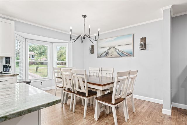 2727 Old Salem Dr, Cookeville, TN 38506