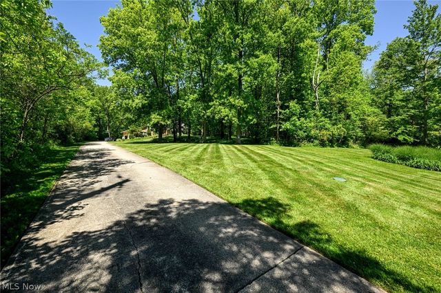 3136 Roberts Drive, Richfield, OH 44286