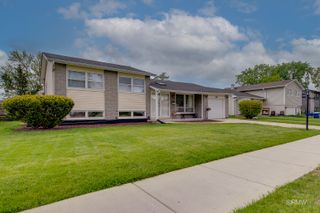 691 Westmere Road, Des Plaines, IL 60016