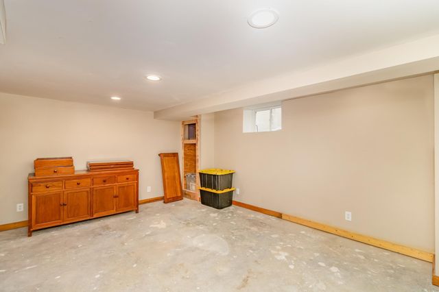 1746 Stanford Avenue, Saint Paul, MN 55105