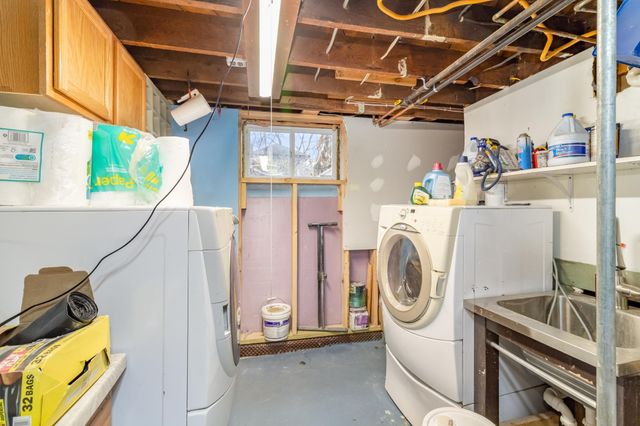 1746 Stanford Avenue, Saint Paul, MN 55105