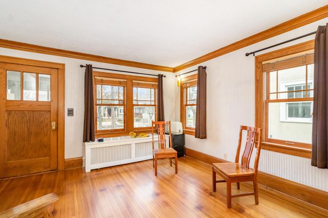 1746 Stanford Avenue, Saint Paul, MN 55105