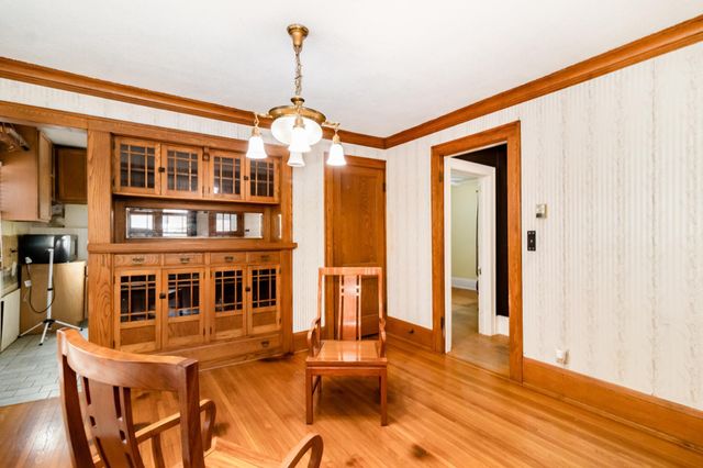 1746 Stanford Avenue, Saint Paul, MN 55105