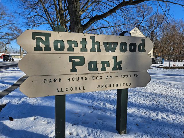 8129 Wicker Park Drive, Highland, IN 46322