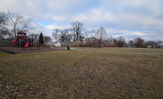 8129 Wicker Park Drive, Highland, IN 46322