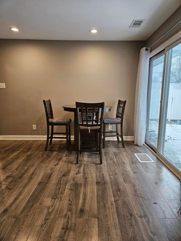 8129 Wicker Park Drive, Highland, IN 46322