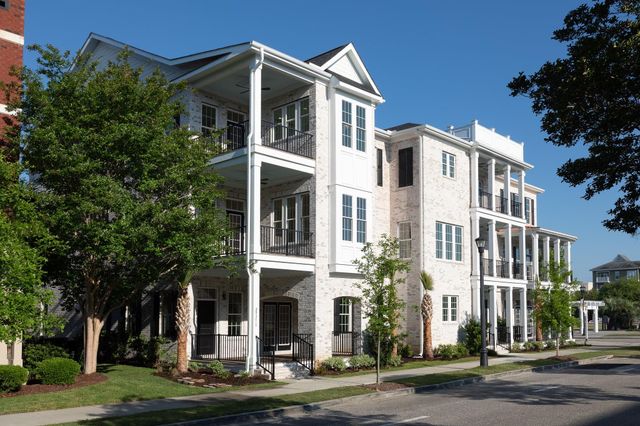 982 Farrow Pkwy Unit B, Myrtle Beach, SC 29577