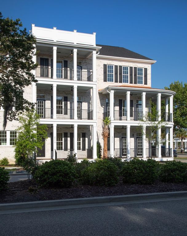 982 Farrow Pkwy Unit B, Myrtle Beach, SC 29577