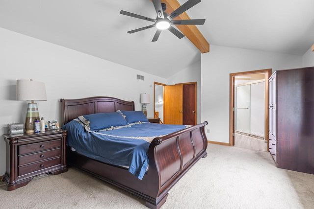 9201 W County Line ROAD, Milwaukee, WI 53224