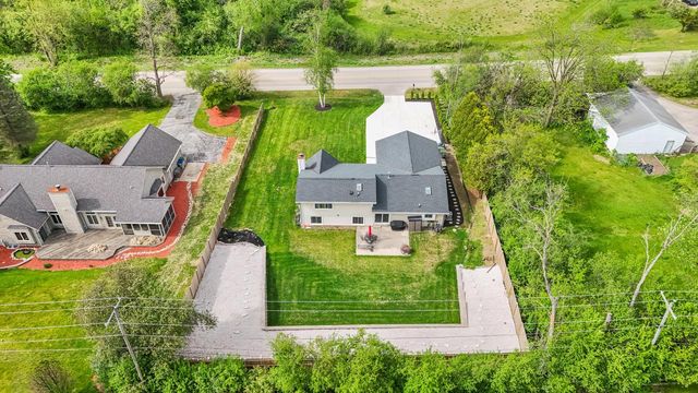 9201 W County Line ROAD, Milwaukee, WI 53224