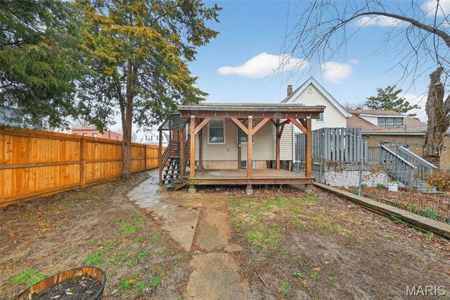 6758 Wise Avenue, St Louis, MO 63139