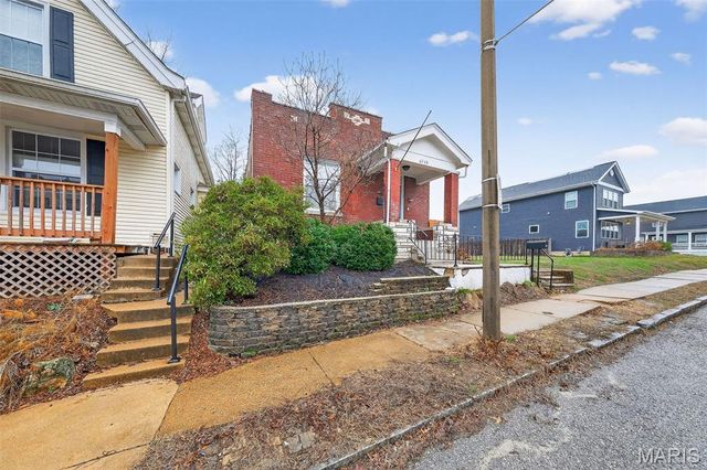 6758 Wise Avenue, St Louis, MO 63139