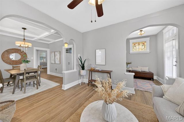 6758 Wise Avenue, St Louis, MO 63139