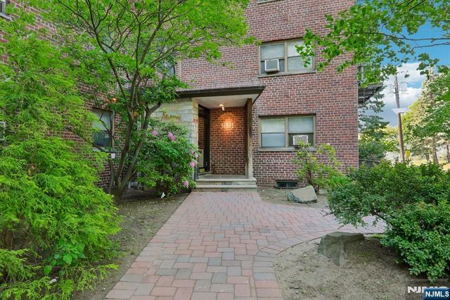 3031 Edwin Avenue 4H, Fort Lee, NJ 07024