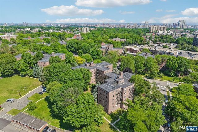 3031 Edwin Avenue 4H, Fort Lee, NJ 07024
