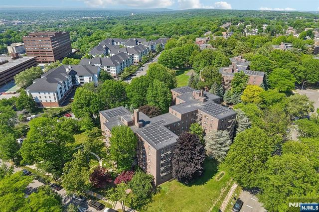 3031 Edwin Avenue 4H, Fort Lee, NJ 07024