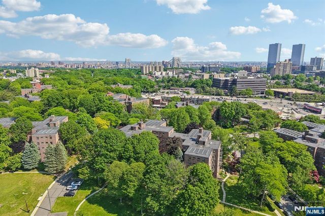 3031 Edwin Avenue 4H, Fort Lee, NJ 07024