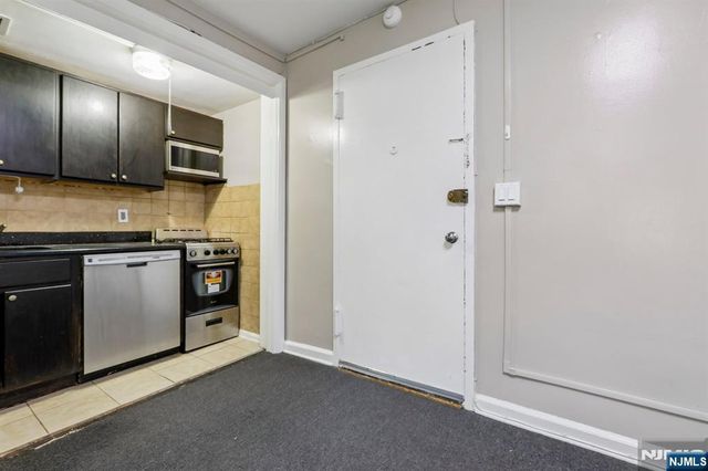 3031 Edwin Avenue 4H, Fort Lee, NJ 07024