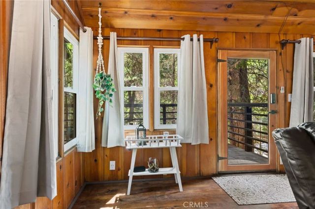 27010 State Highway 189, Blue Jay, CA 92317