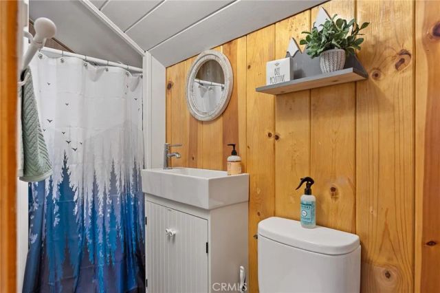 27010 State Highway 189, Blue Jay, CA 92317